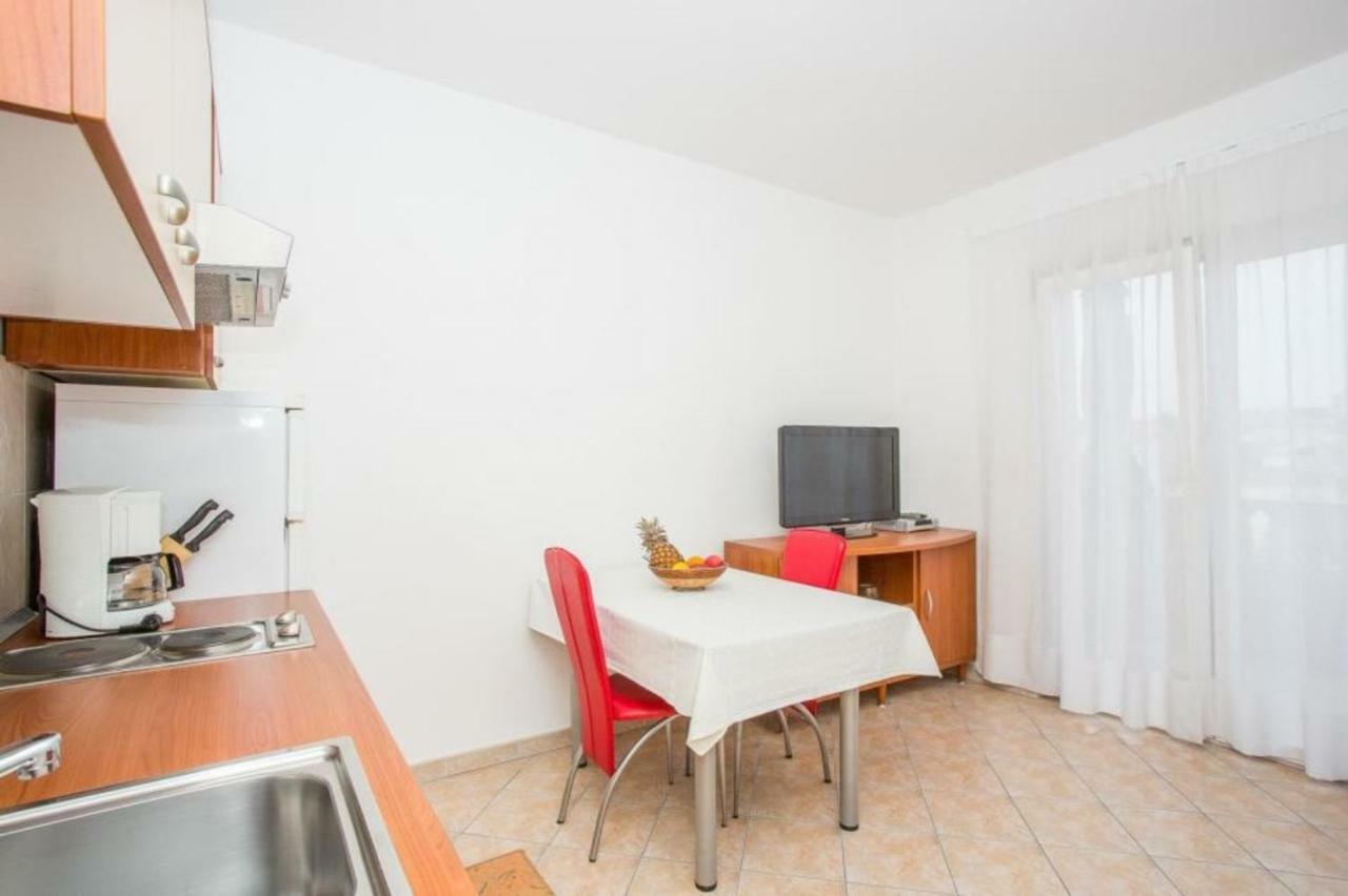 Apartments Macolic 라브 외부 사진